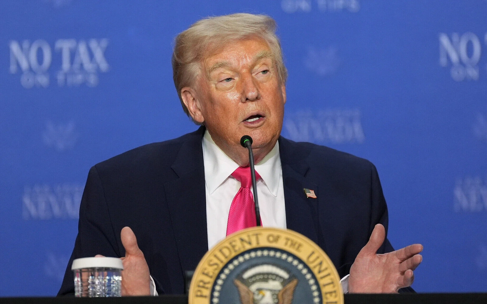 Gần 120 máy bay, tàu chiến và 10.000 binh sĩ Mỹ phong tỏa các cảng của Iran