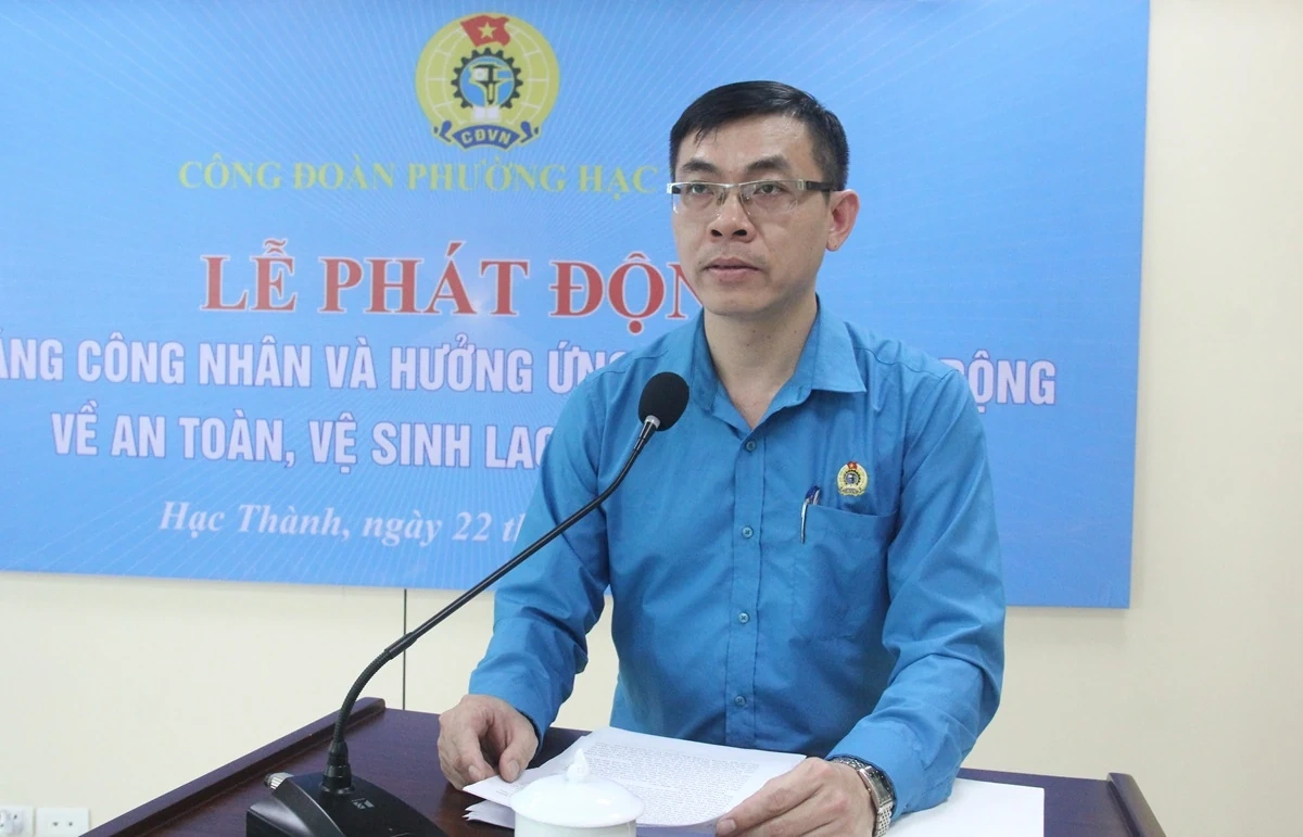 Phường Hạc Thành phát động Tháng công nhân và thi đua chào mừng 97 năm thành lập Công đoàn Việt Nam