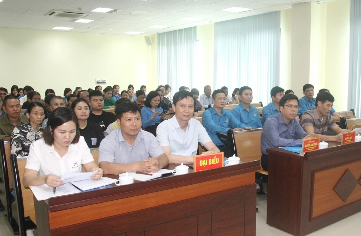 Phường Hạc Thành phát động Tháng công nhân và thi đua chào mừng 97 năm thành lập Công đoàn Việt Nam