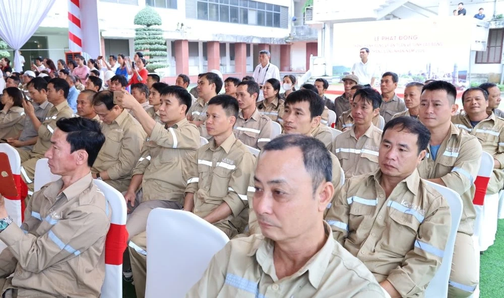 VICEM phát động Tháng Công nhân và Tháng hành động về An toàn, vệ sinh lao động 2026