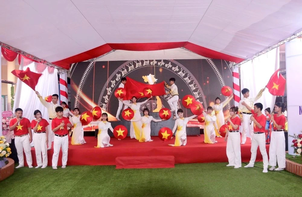 Kỷ niệm 20 năm xây dựng và phát triển Làng trẻ em SOS Thanh Hóa