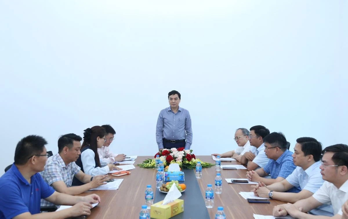 Chủ tịch UBND tỉnh Nguyễn Hoài Anh kiểm tra tiến độ một số dự án đầu tư và làm việc với các xã, phường thuộc thị xã Bỉm Sơn và huyện Hà Trung cũ