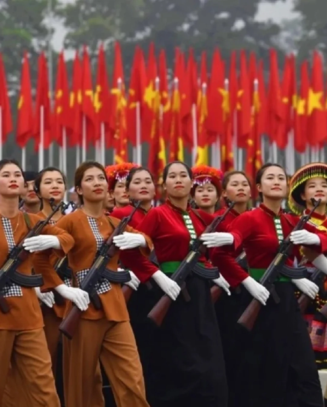 [E-Magazine]: Nền móng hun đúc tinh thần đại đoàn kết và khát vọng trường tồn!