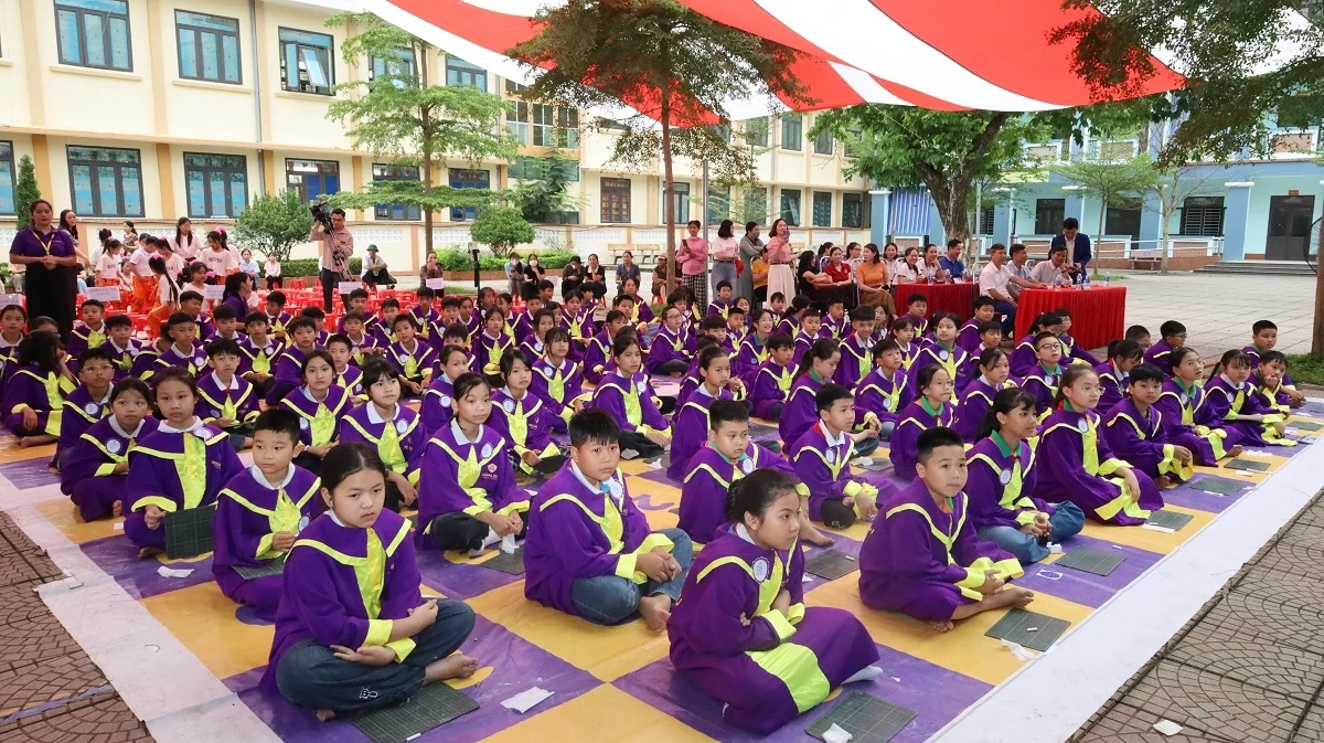 Sôi nổi chung kết cuộc thi Olympic Tiếng Anh dành cho học sinh tiểu học xã Thiệu Hóa