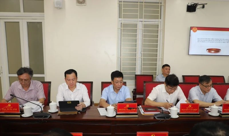 Quán triệt, triển khai các văn kiện, nghị quyết về công tác kiểm tra, giám sát, kỷ luật của Đảng