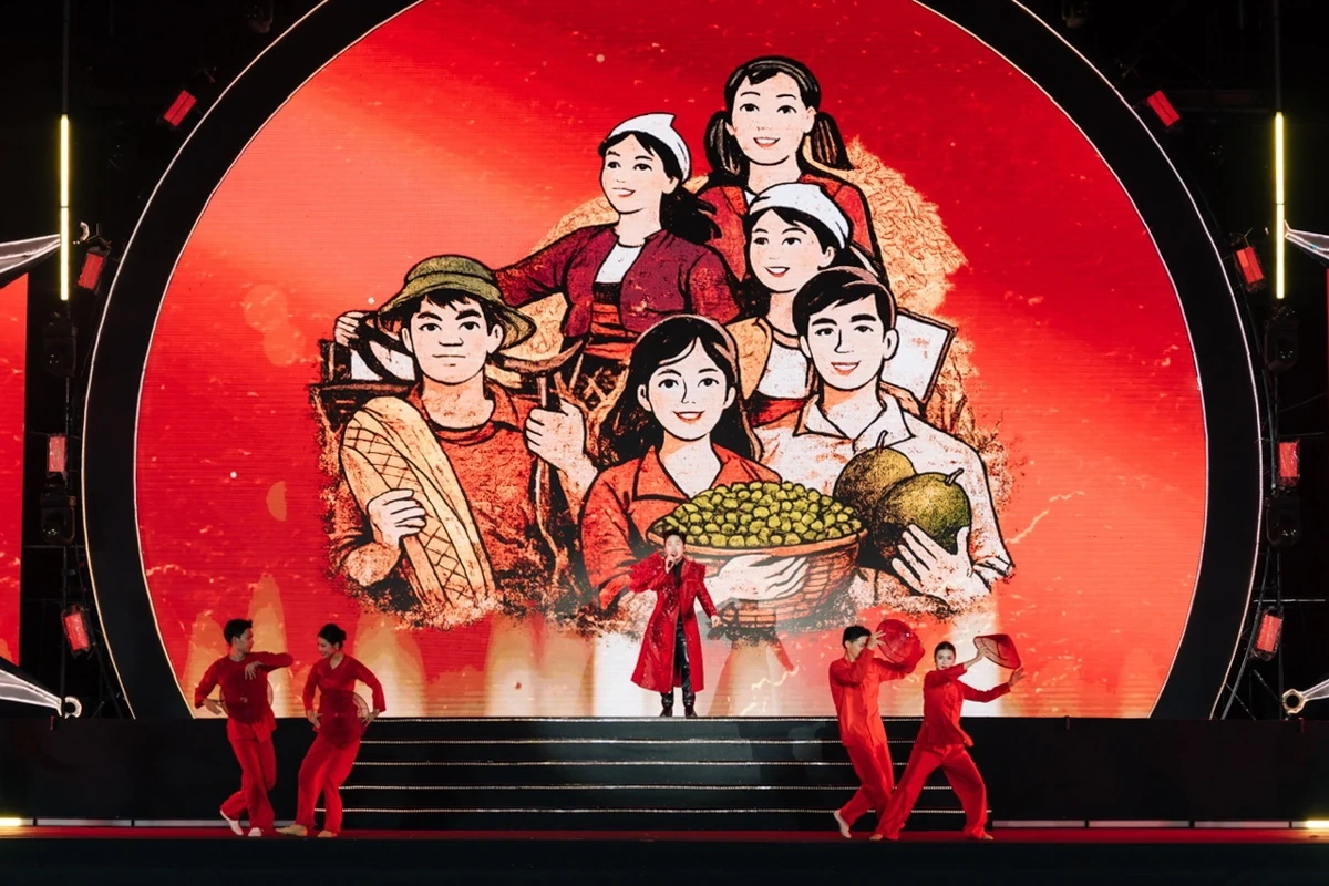 Quảng trường biển Sầm Sơn “bùng cháy” đêm khai mạc, mở màn mùa du lịch hè 2026