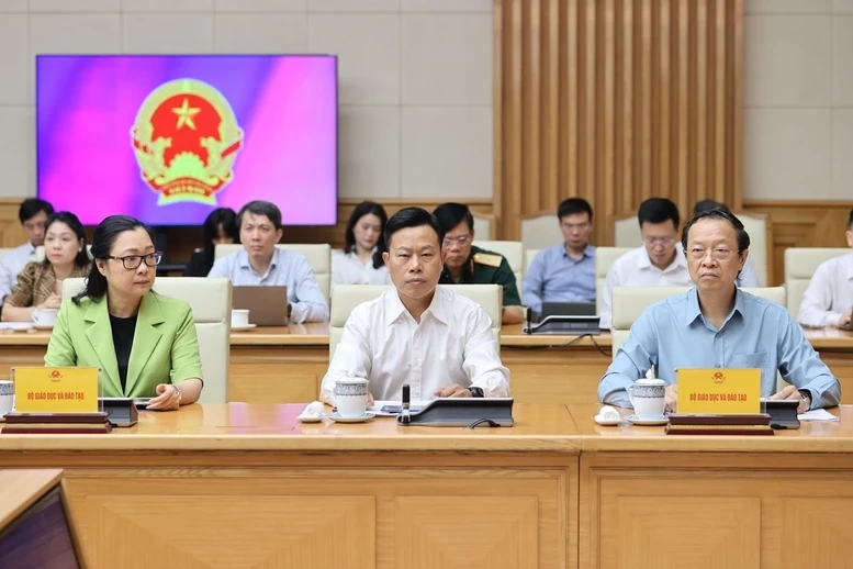 Thủ tướng Lê Minh Hưng: Đảng, Nhà nước đặc biệt quan tâm lĩnh vực giáo dục và đào tạo