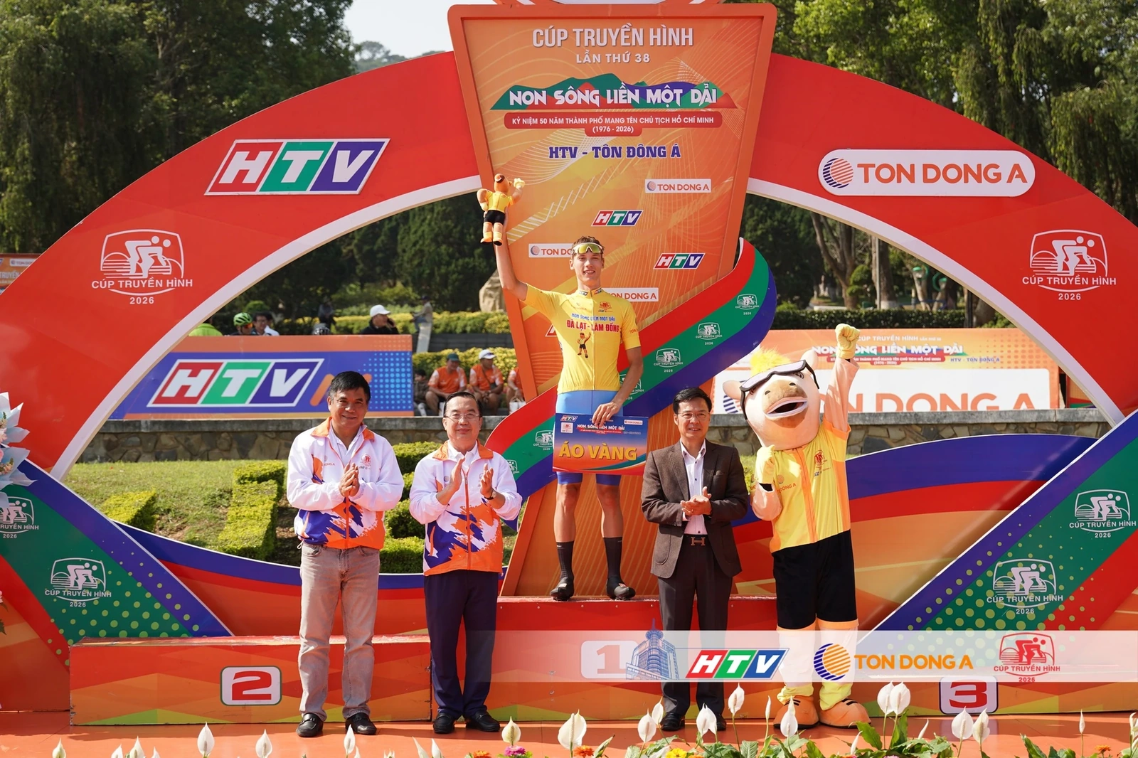 Xe đạp Thanh Hóa thắng chặng 17 Cúp Truyền hình TP HCM 2026