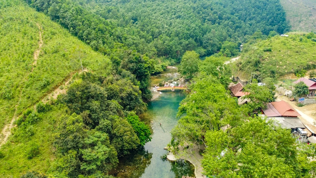 Vẻ đẹp của Suối Mây - Bản hòa ca xanh giữa đại ngàn xứ Thanh