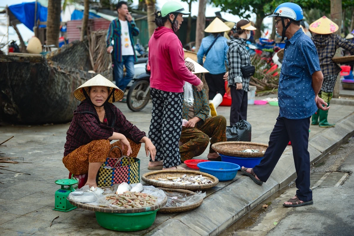 Về làng chài Sầm Sơn, trải nghiệm nhịp sống biển