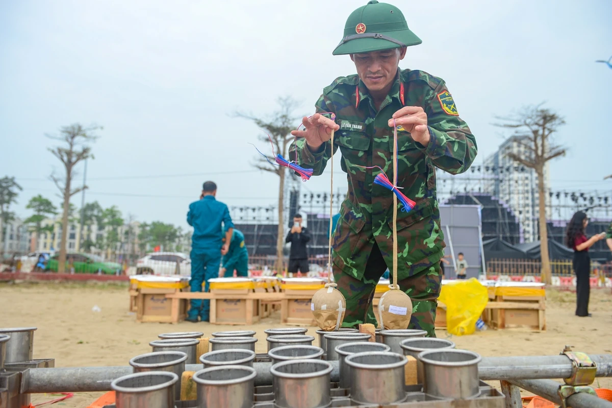 Cận cảnh trận địa pháo hoa chào mừng Lễ hội du lịch biển Sầm Sơn 2026