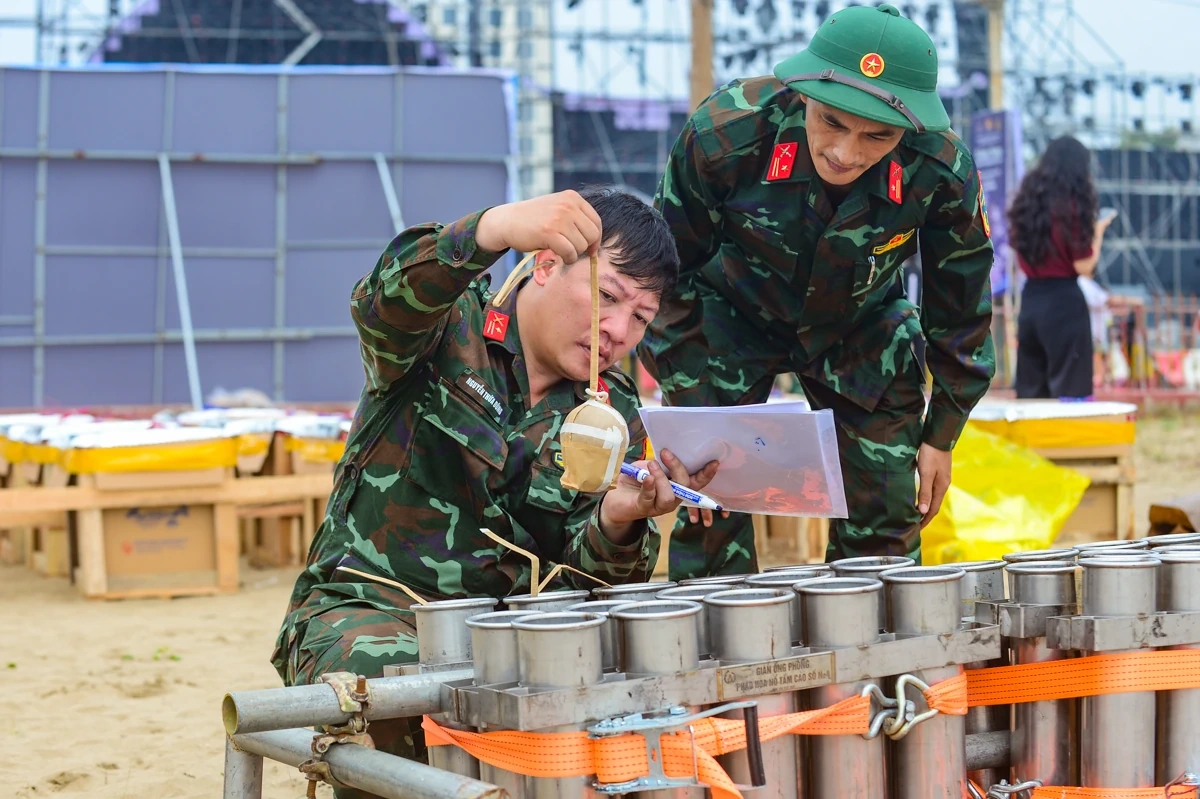 Cận cảnh trận địa pháo hoa chào mừng Lễ hội du lịch biển Sầm Sơn 2026