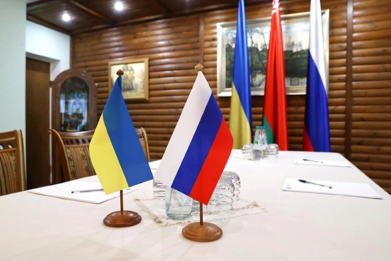 Điện Kremlin: Tổng thống Putin chỉ gặp Tổng thống Ukraine để ký thỏa thuận hòa bình