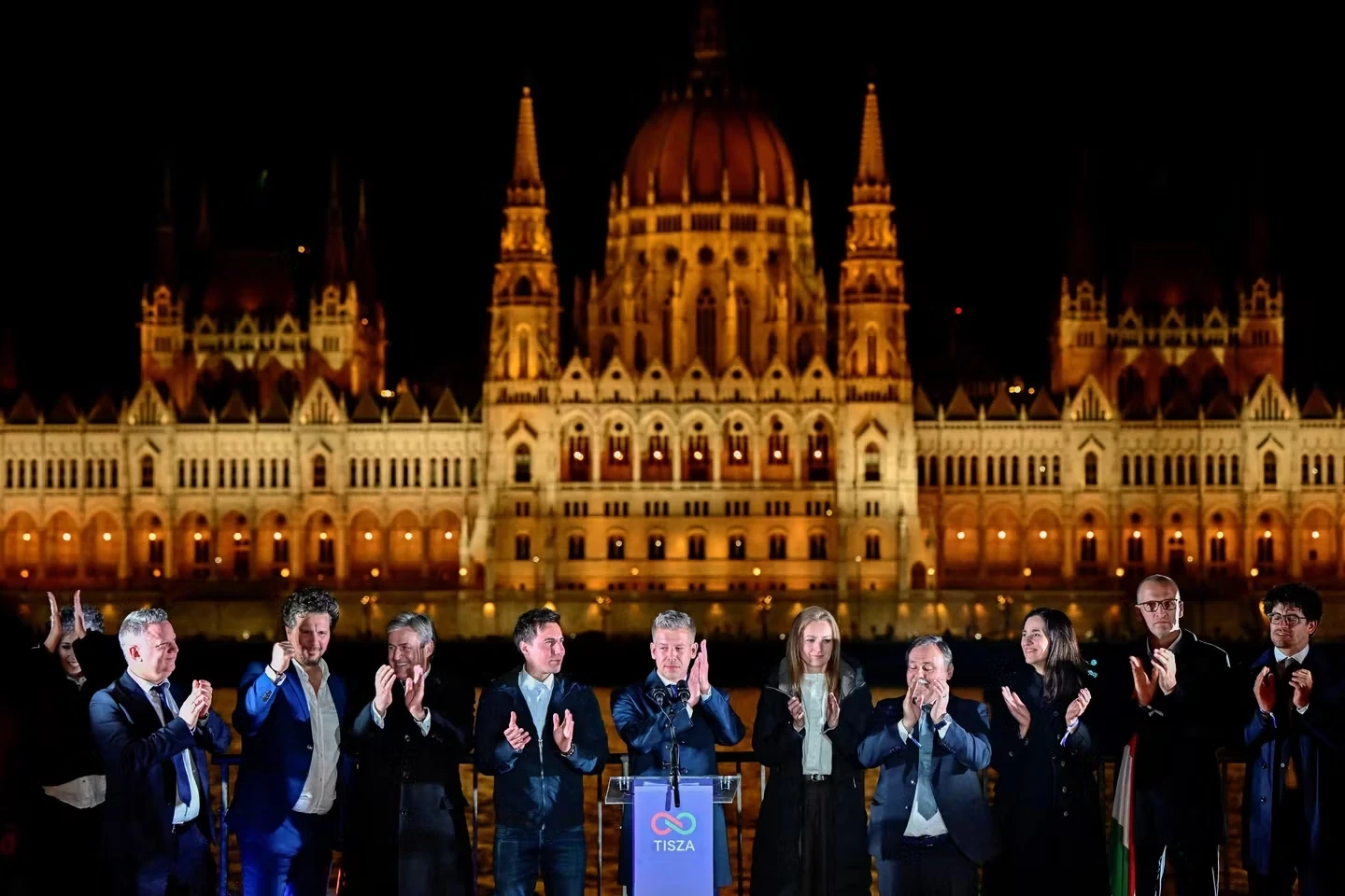 Hungary: Ông Orbán rút khỏi Quốc hội, tập trung tái tổ chức đảng sau thất bại bầu cử