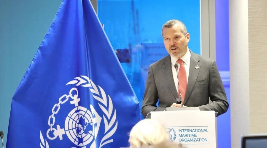 Iran bắt giữ hai tàu hàng ở Hormuz giữa bế tắc đàm phán với Mỹ