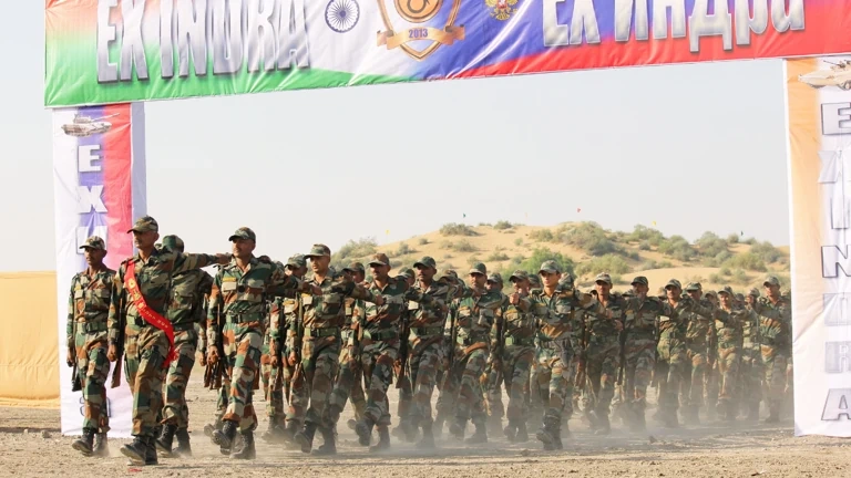 Ấn Độ - Nga kích hoạt hiệp ước quốc phòng, cho phép triển khai 3.000 binh sĩ và khí tài trên lãnh thổ của nhau