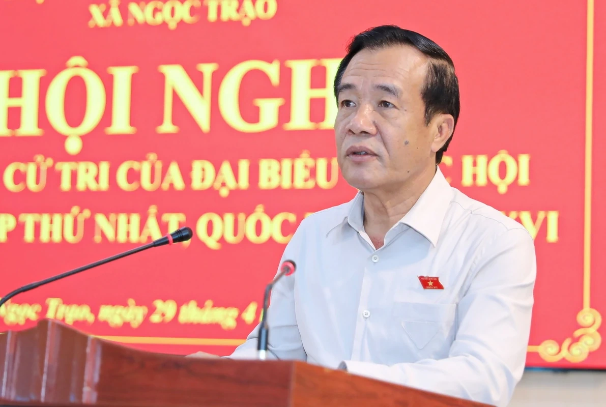 Bí thư Tỉnh ủy, Trưởng Đoàn ĐBQH tỉnh Lê Đức Thái tiếp xúc cử tri xã Ngọc Trạo: Chuyển mạnh từ tư duy thụ hưởng sang chủ động kiến tạo phát triển