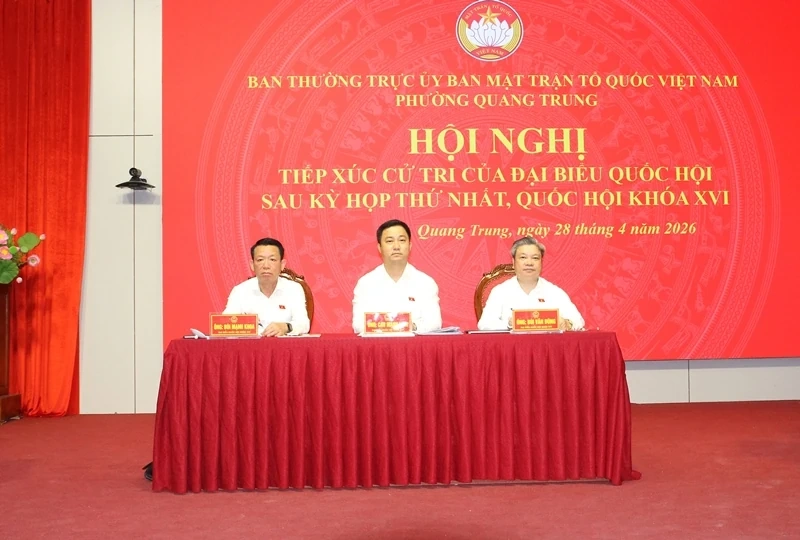 Đại biểu Quốc hội tiếp xúc cử tri phường Quang Trung sau kỳ họp thứ nhất, Quốc hội khóa XVI