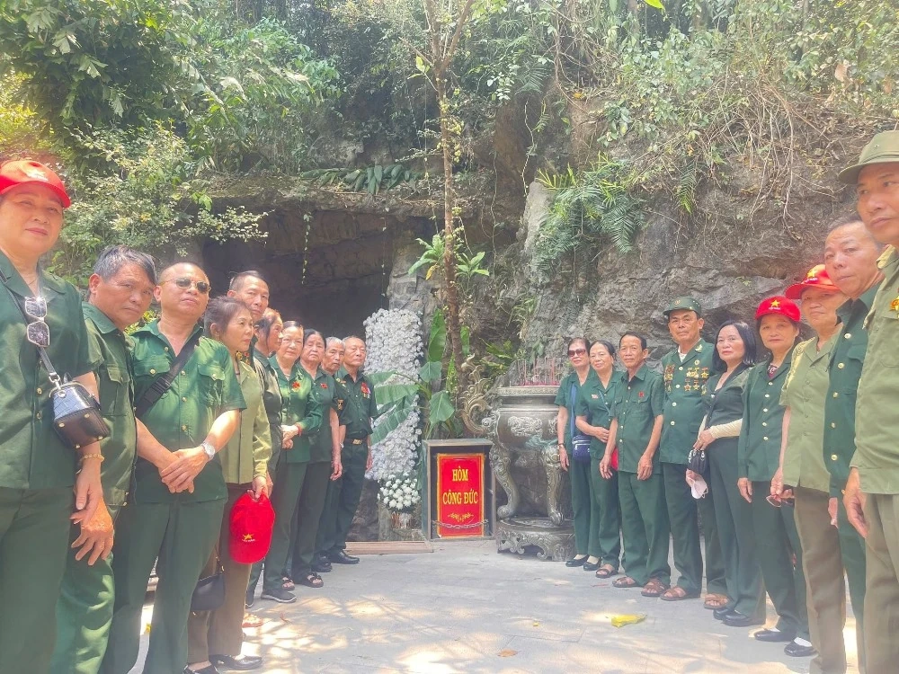 Nhiều hoạt động kỷ niệm 51 năm Ngày giải phóng miền Nam thống nhất đất nước