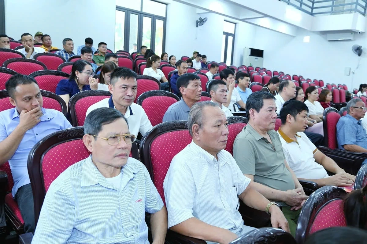 Phó Chủ tịch Quốc hội Nguyễn Doãn Anh tiếp xúc cử tri 44 xã trên địa bàn tỉnh Thanh Hóa