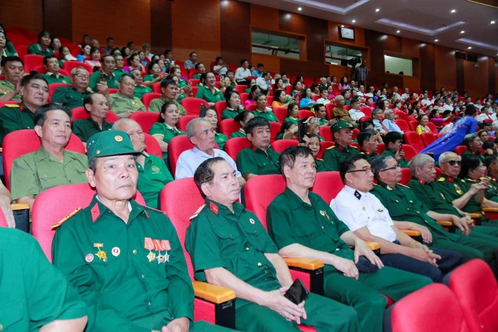 Kỷ niệm 65 năm kết nghĩa thị xã Thanh Hóa - thị xã Hội An