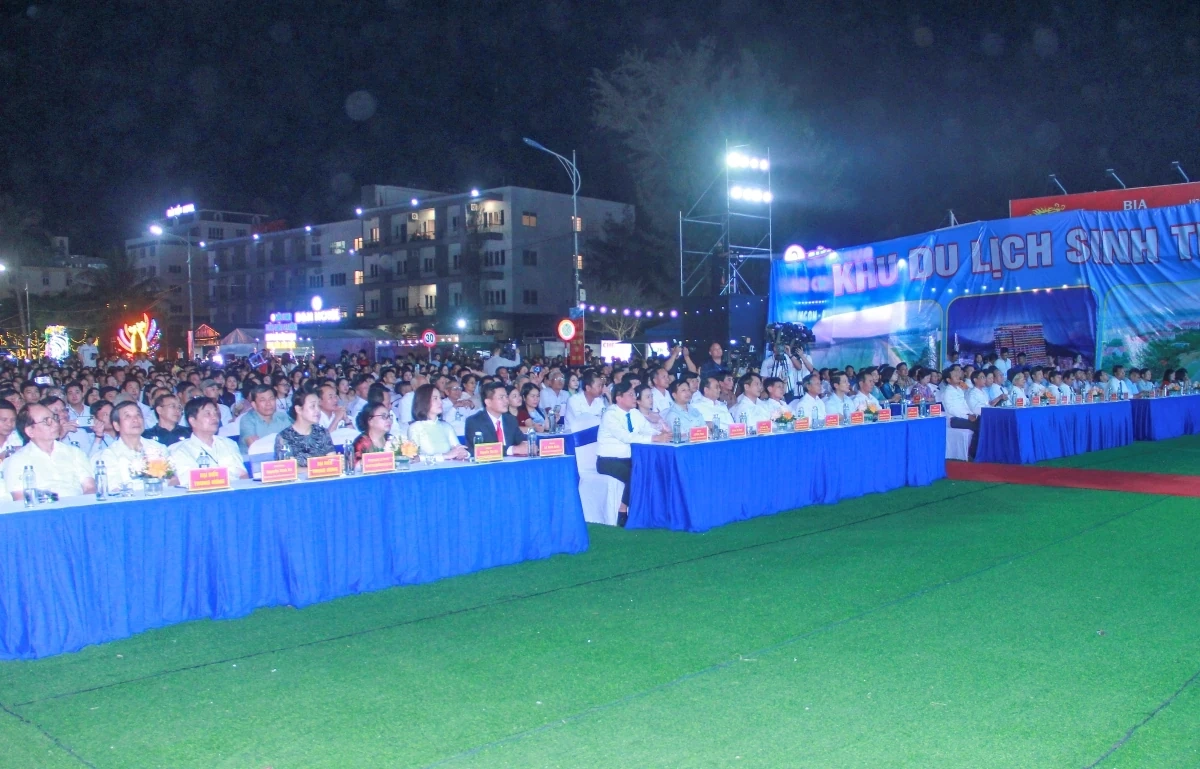 Khai mạc Lễ hội du lịch biển Hải Tiến năm 2026: “Khát vọng vươn xa”