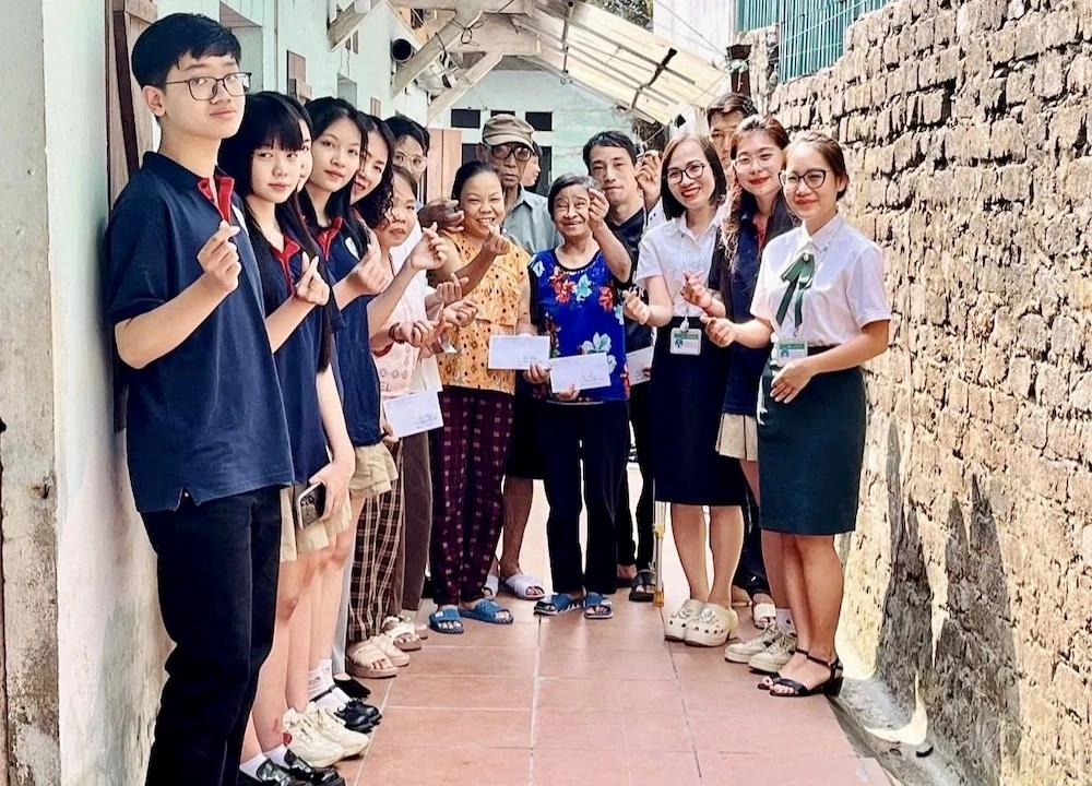 Lan tỏa yêu thương đến người bệnh trong kỳ nghỉ lễ