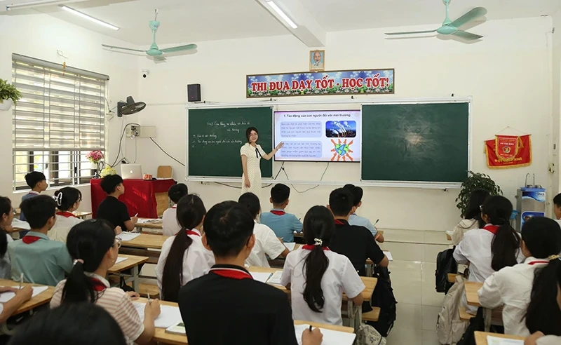 Dạy tăng giờ và câu chuyện thù lao