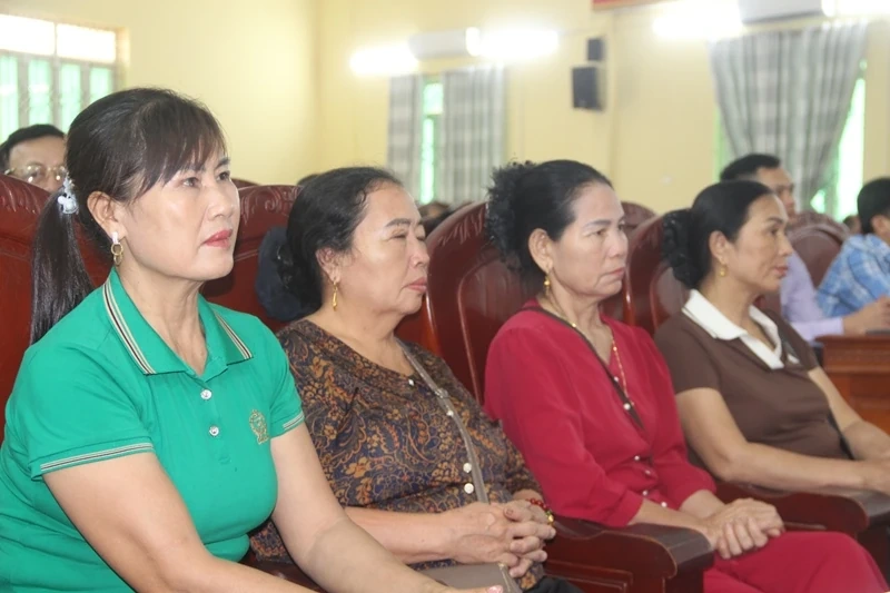 Đại biểu Quốc hội tiếp xúc cử tri phường Ngọc Sơn