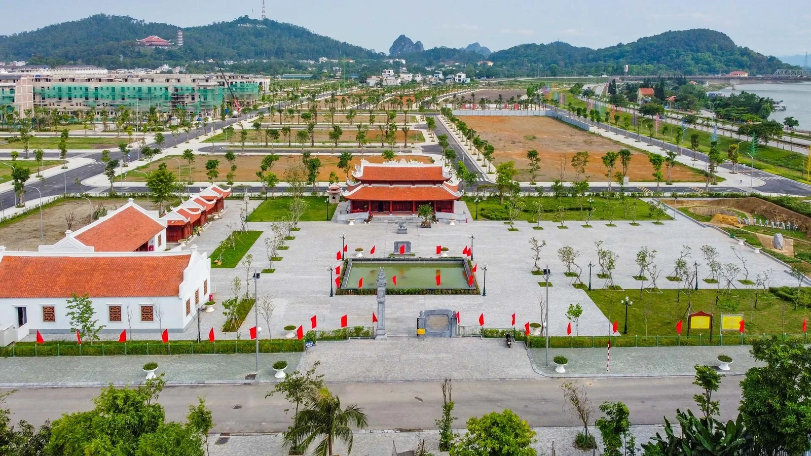 Cùng với các điểm đến như cầu Hàm Rồng hay đồi Quyết Thắng, khu tưởng niệm hứa hẹn góp phần hình thành tuyến du lịch lịch sử - văn hóa đặc sắc của xứ Thanh.