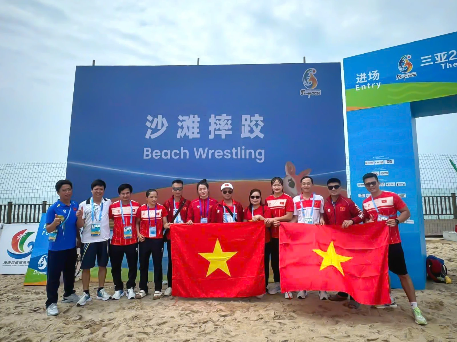 Đô vật xứ Thanh tỏa sáng với tấm Huy chương Bạc tại Đại hội Thể thao bãi biển châu Á 2026