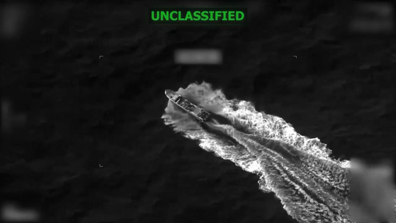 Vụ tấn công mới nhất của quân đội Mỹ nhằm vào tàu bị nghi chở ma túy khiến 3 người thiệt mạng ở đông Thái Bình Dương.