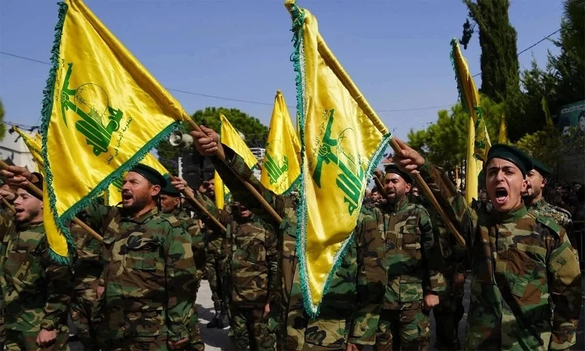 Hezbollah tấn công miền Bắc Israel, Tel Aviv báo cáo thương vong giữa căng thẳng leo thang