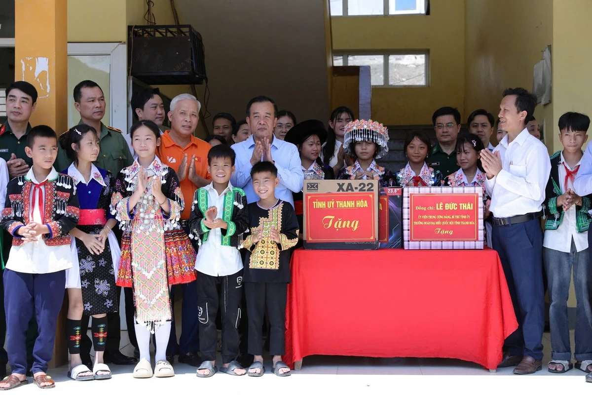 Bí thư Tỉnh ủy Lê Đức Thái thăm, kiểm tra tình hình thực hiện nhiệm vụ tại các xã vùng cao biên giới
