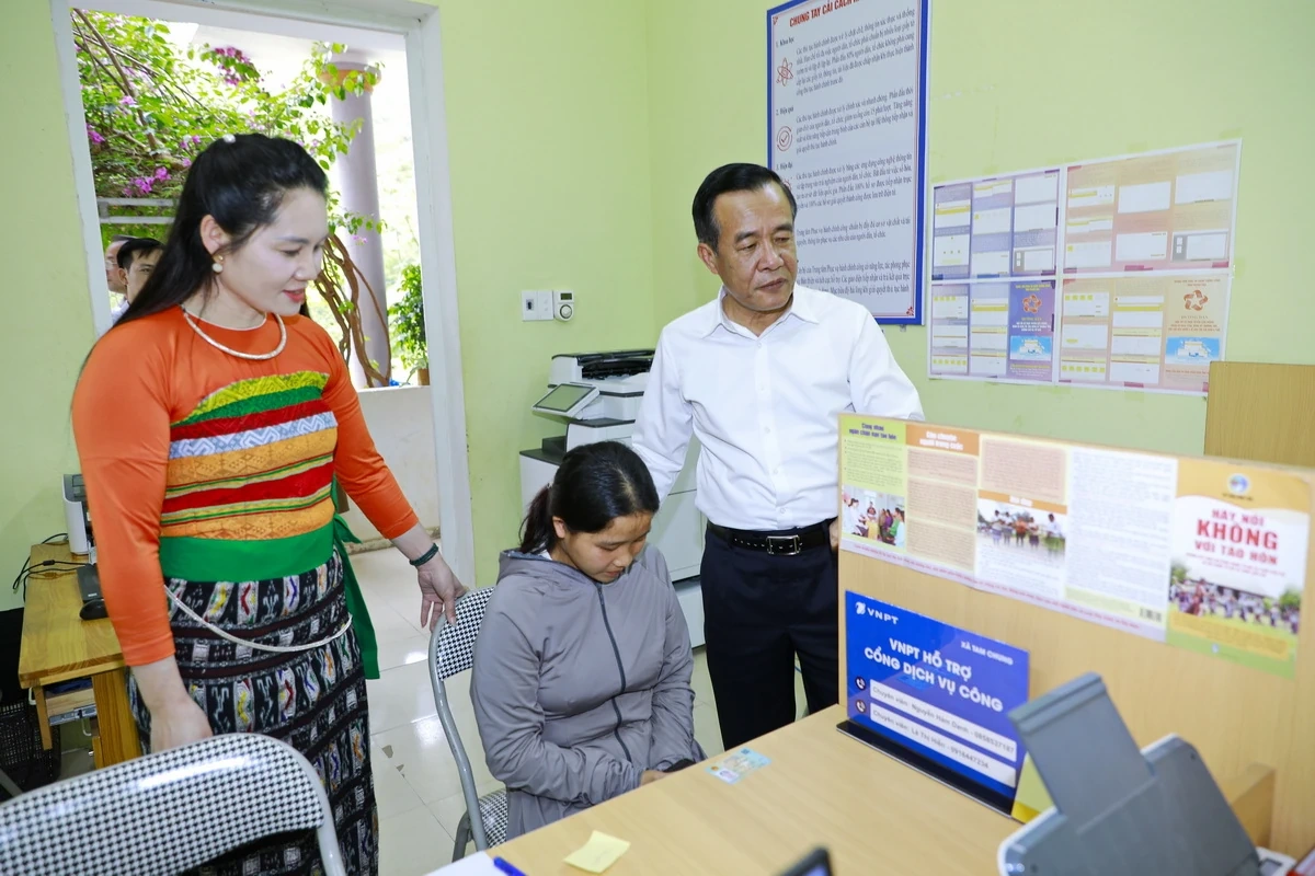 Bí thư Tỉnh ủy Lê Đức Thái kiểm tra tình hình đời sống và việc thực hiện nhiệm vụ của cấp ủy, chính quyền, lực lượng vũ trang vùng cao biên giới