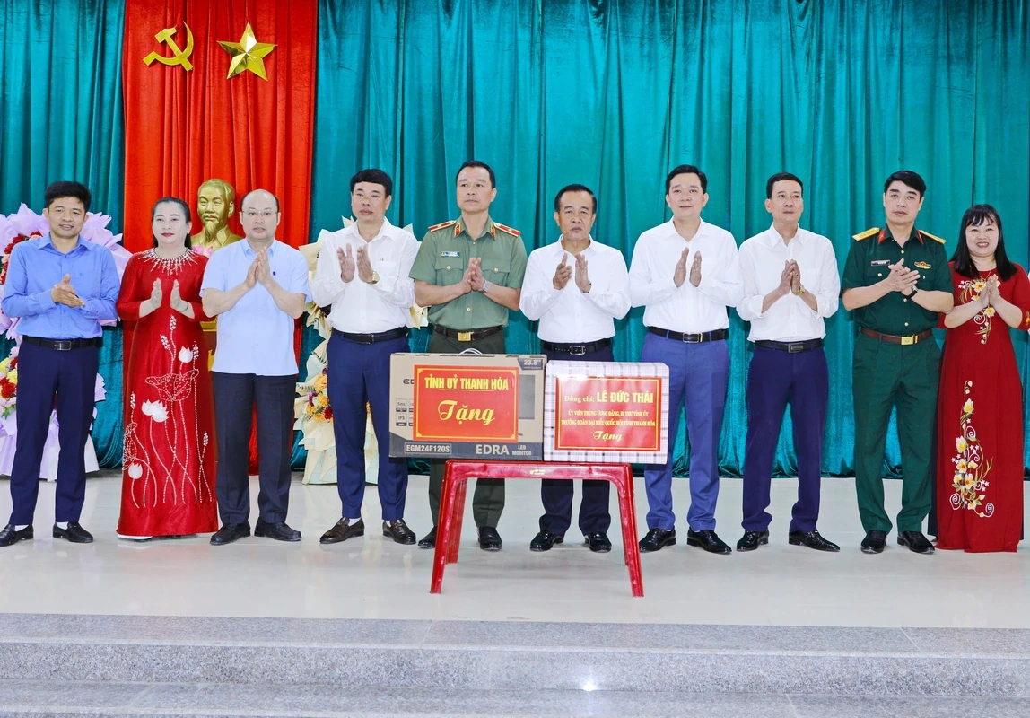 Bí thư Tỉnh ủy Lê Đức Thái kiểm tra tình hình đời sống và việc thực hiện nhiệm vụ của cấp ủy, chính quyền, lực lượng vũ trang vùng cao biên giới