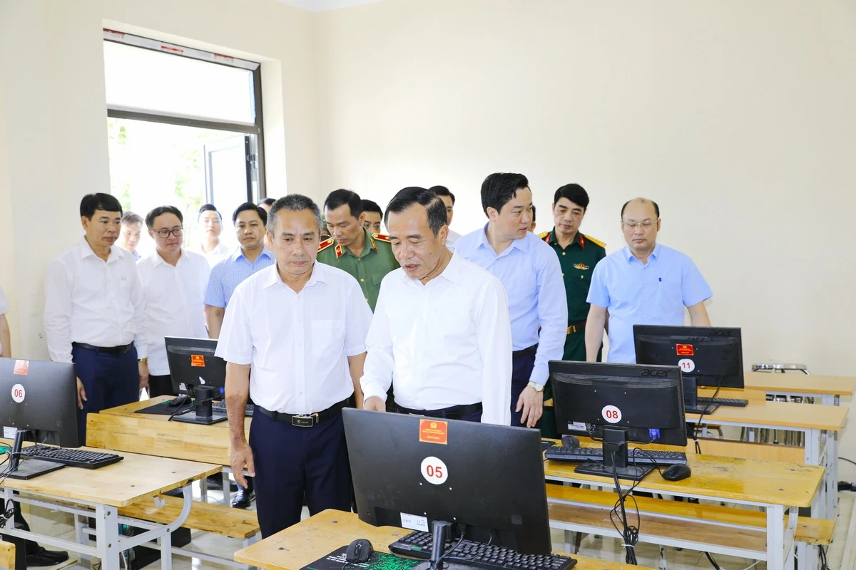 Bí thư Tỉnh ủy Lê Đức Thái kiểm tra tình hình đời sống và việc thực hiện nhiệm vụ của cấp ủy, chính quyền, lực lượng vũ trang vùng cao biên giới