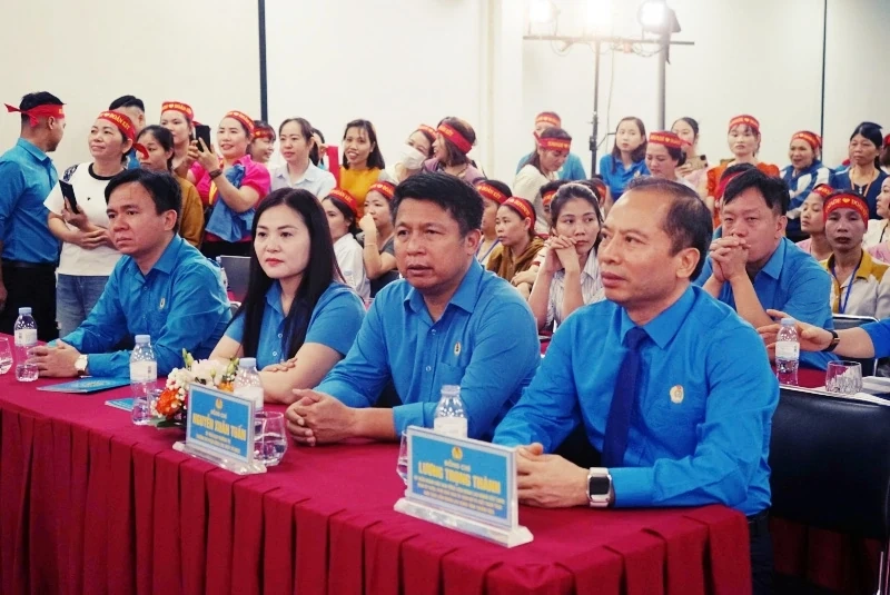 Hội thi tay nghề giỏi trong công nhân lao động Công ty TNHH Giầy Sunjade Việt Nam
