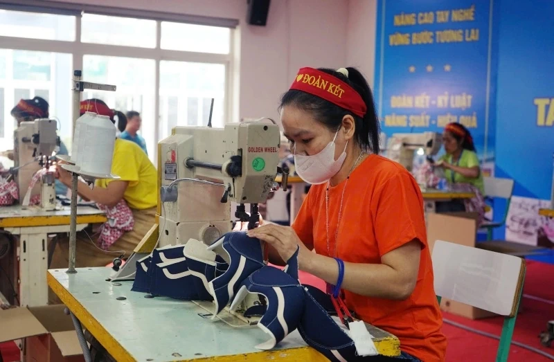 Hội thi tay nghề giỏi trong công nhân lao động Công ty TNHH Giầy Sunjade Việt Nam