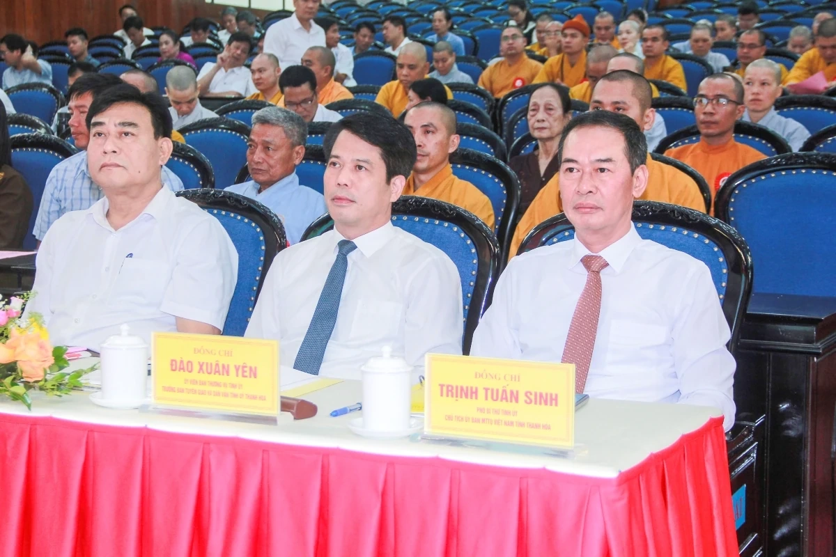 Biểu dương điển hình tiên tiến phong trào xây dựng “Chùa cảnh tinh tiến, gương mẫu”