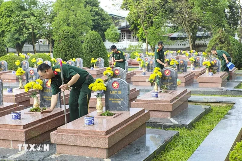 Phấn đấu đến ngày 27/7/2026 tìm kiếm, quy tập được ít nhất 500 hài cốt liệt sỹ