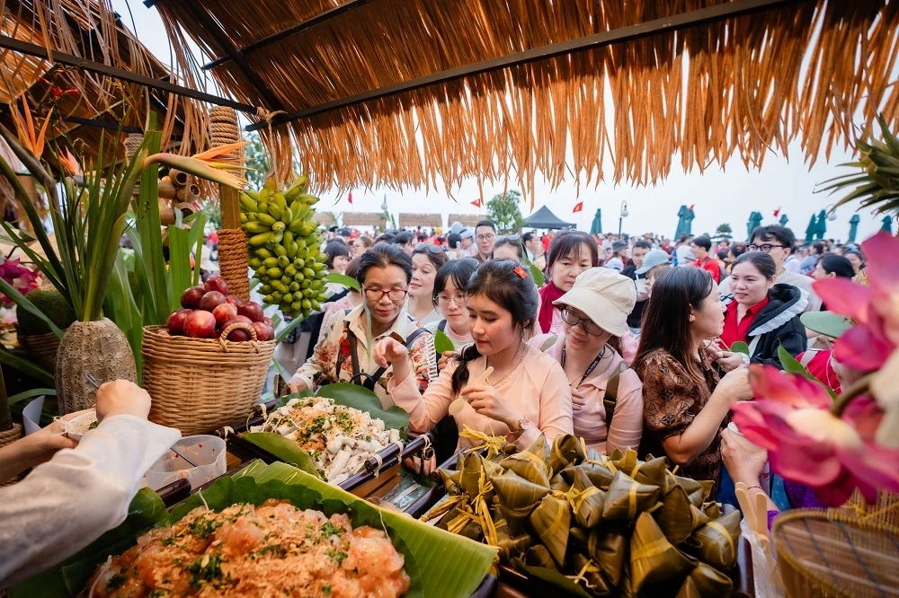 Những điểm đến bùng nổ hứa hẹn tiếp tục sôi động dịp hè và lễ Quốc khánh 2/9