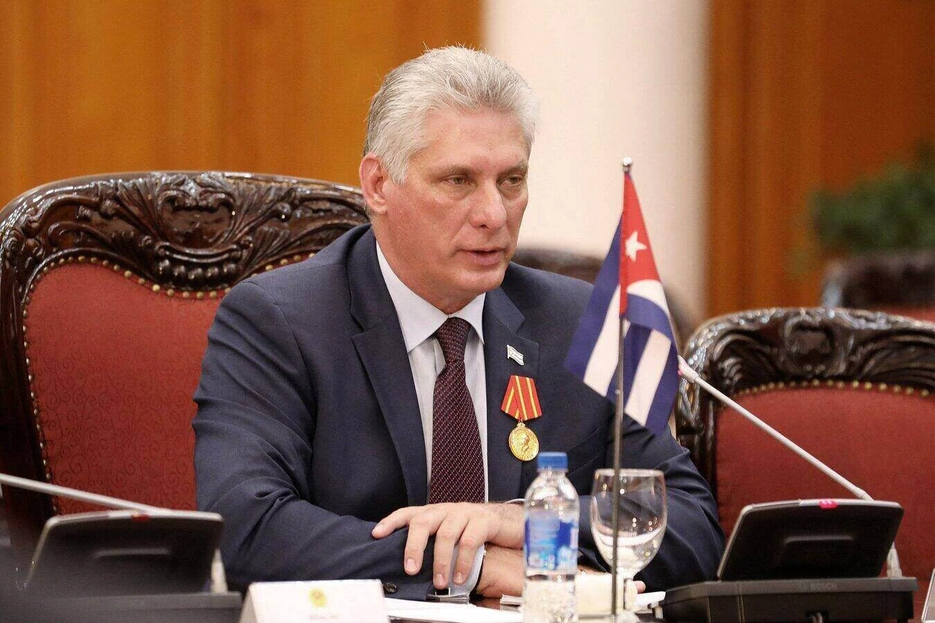 Ông Trump gửi thông điệp tới Cuba qua chuyến thăm hiếm hoi của Giám đốc CIA