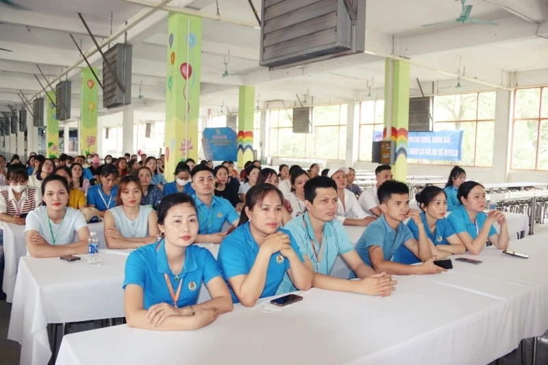 Công ty TNHH Giầy Aleron Việt Nam tổ chức hội nghị đại biểu người lao động năm 2026