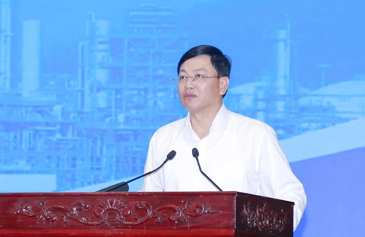 Lãnh đạo tỉnh đối thoại với công nhân: Lắng nghe để đồng hành
