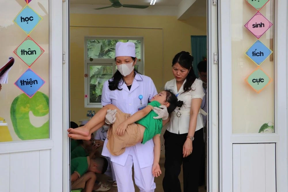 Diễn tập “Điều tra, xử lý vụ ngộ độc thực phẩm tại bếp ăn tập thể trong trường học”