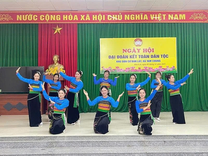 Lan tỏa nếp sống đẹp ở Tam Chung