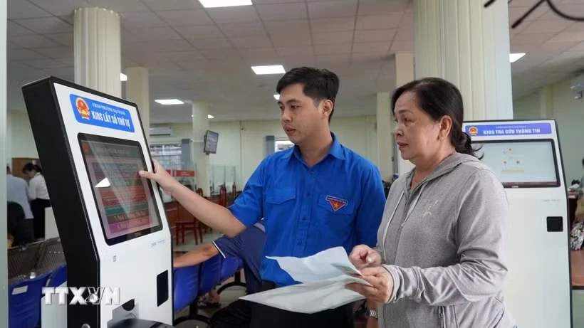 Giao dịch giữa người dân và chính quyền thực hiện trên môi trường số từ năm 2035