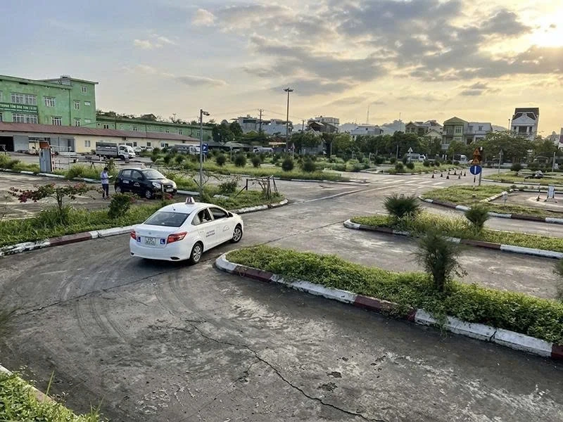 Nâng chuẩn đào tạo, sát hạch giấy phép lái xe