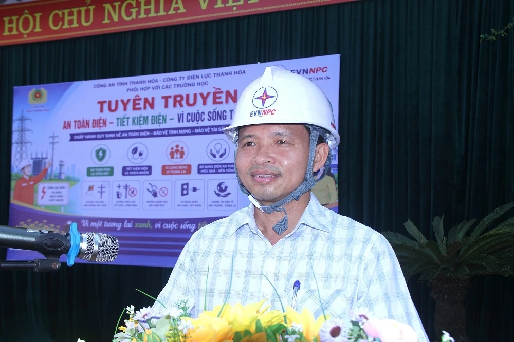 Tuyên truyền nâng cao nhận thức và trách nhiệm của công dân về an toàn điện